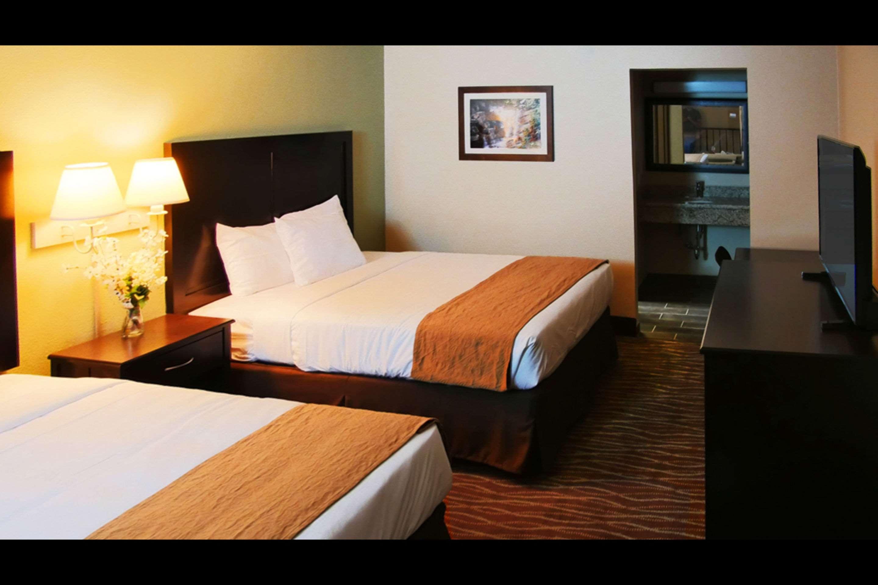 แคสเคดส์ เมาน์เทน รีสอร์ต, แอน แอสเซนด์ โฮเทล คอลเล็กชั่น เมมเบอร์ Hotel เฮนเดอร์สันวิลล์ ภายนอก รูปภาพ