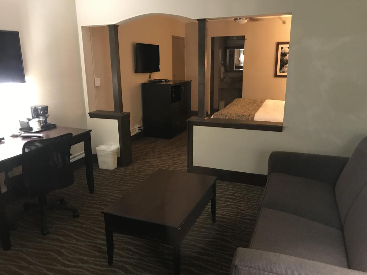 แคสเคดส์ เมาน์เทน รีสอร์ต, แอน แอสเซนด์ โฮเทล คอลเล็กชั่น เมมเบอร์ Hotel เฮนเดอร์สันวิลล์ ภายนอก รูปภาพ